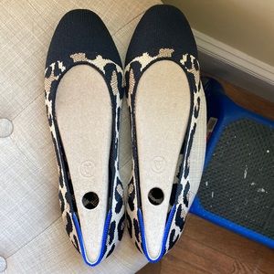 Purrfect for Back-to-School: Rothys "Desert Cat" Square Captoe Flat 10 VGUC